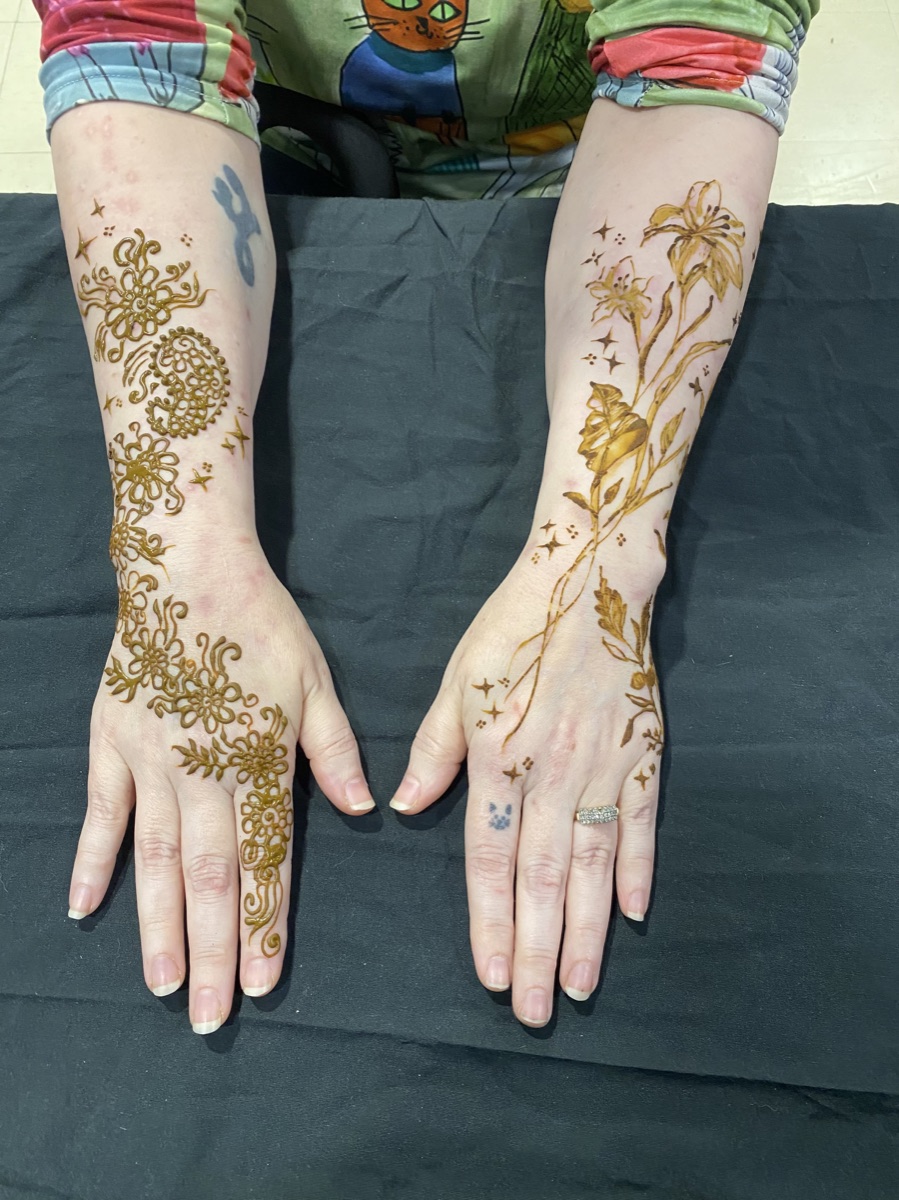 Henna at Spooky Market